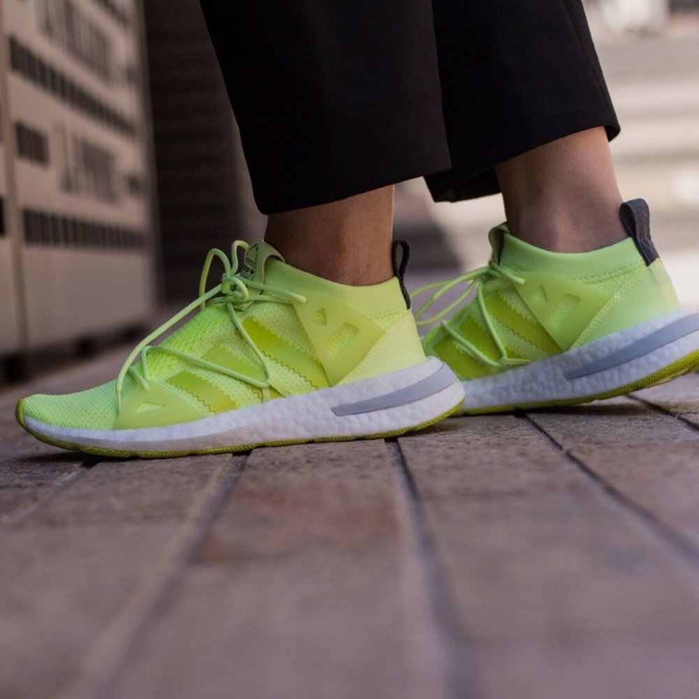 Adidas Arkyn Glow Size 10